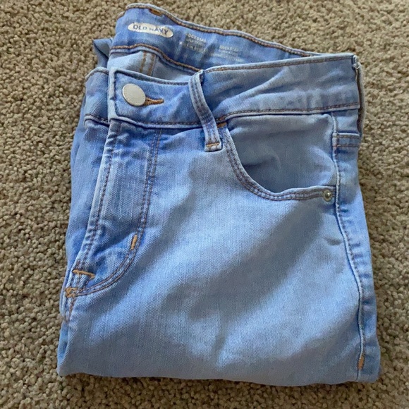 Old Navy Skinny Jeans - Picture 2 of 2